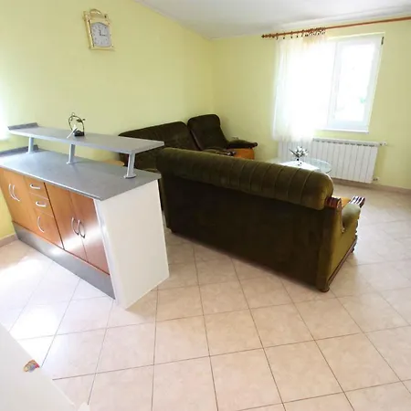 In 39275 Jadranovo