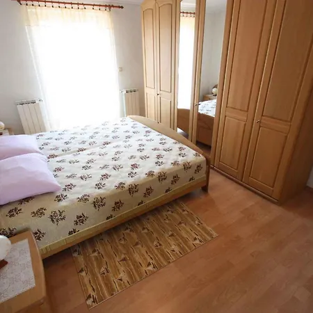Appartamento In 39275 Jadranovo