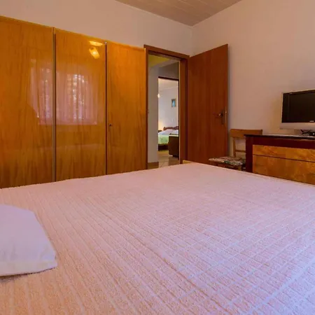 In 39275 Apartamento Jadranovo