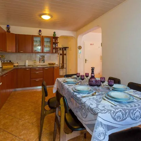 Apartamento In 39275 Jadranovo