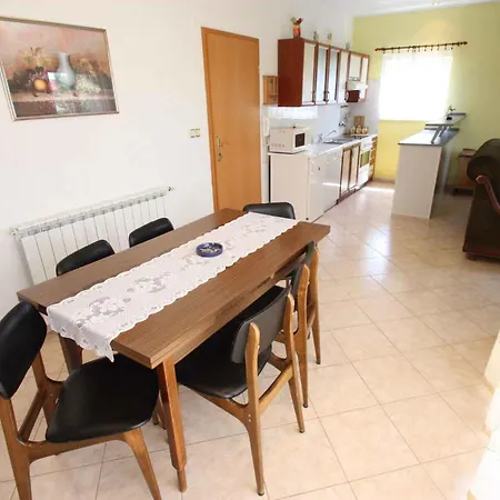 Apartamento In 39275 *