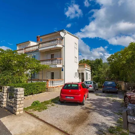 In 39275 アパート *